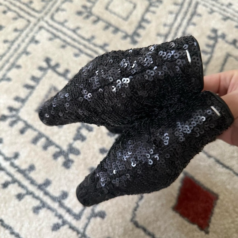 Maison Martin Margiela Black Sequin Ankle Boots - Picture 4 of 5